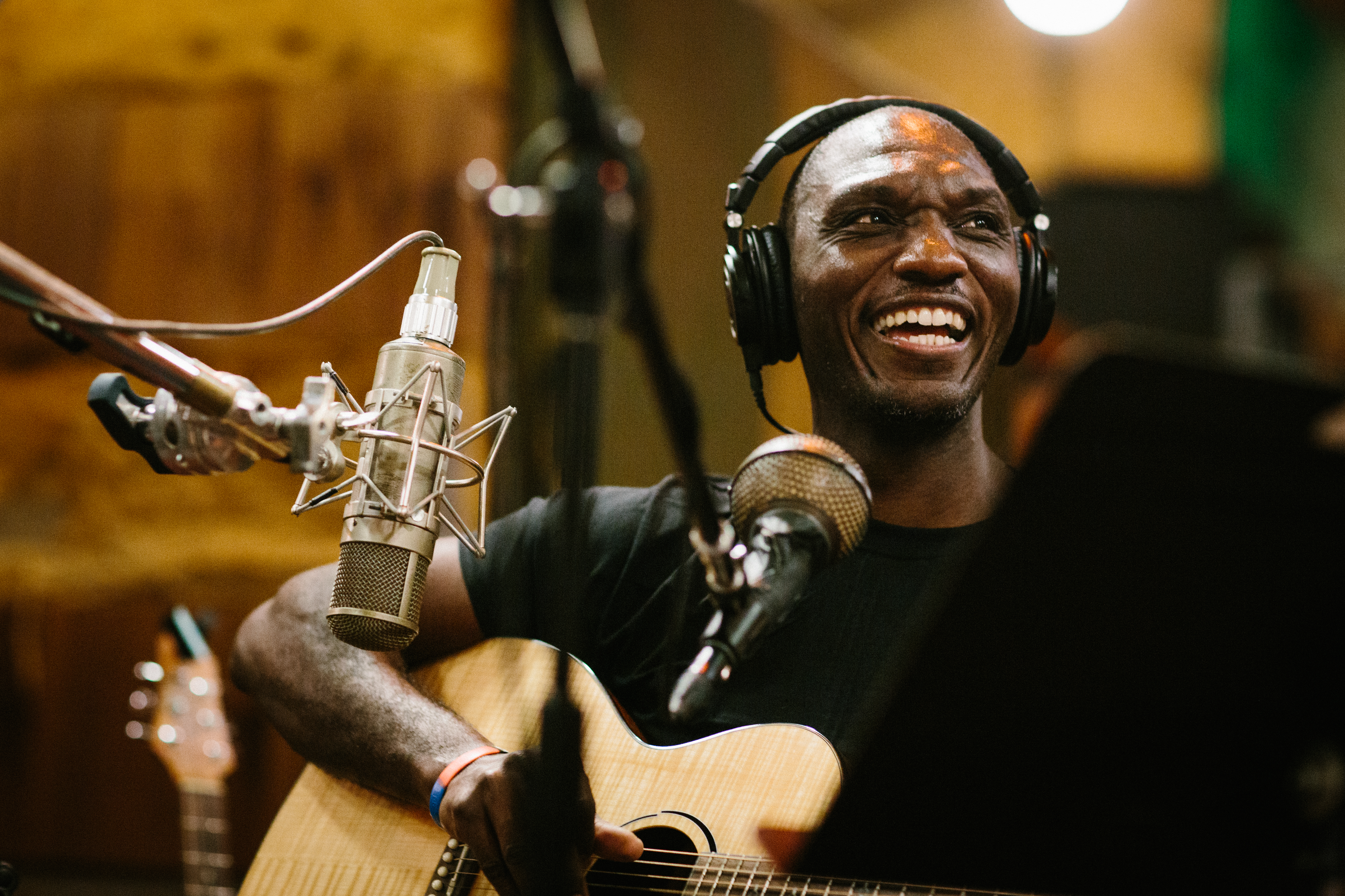 Cedric Burnside - Vimarsana News
