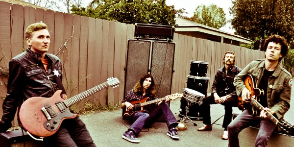 http://pbsfm.org.au/sites/default/files/images/bloodyhollies.jpg http://pbsfm.org.au/sites/default/files/images/bloodyhollies.jpg