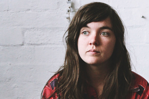 https://www.pbsfm.org.au/sites/default/files/images/courtney-barnett.jpg