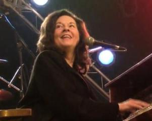 https://www.pbsfm.org.au/sites/default/files/images/Linda Gail Lewis PBS FM.JPG https://www.pbsfm.org.au/sites/default/files/images/Linda Gail Lewis PBS FM.JPG