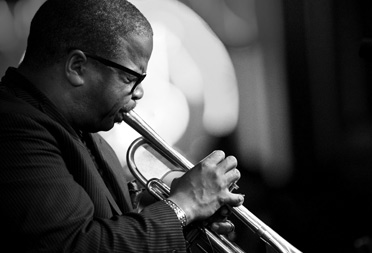 http://pbsfm.org.au/sites/default/files/images/Terence Blanchard.jpg