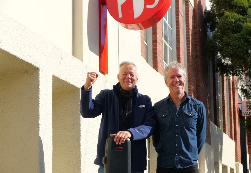 Tommy Emmanuel and Ernie from PBS 106.7FM Tommy Emmanuel and Ernie from PBS 106.7FM