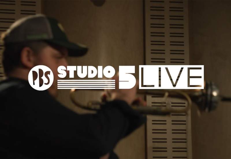 I Hold The Lions Paw in Studio 5 Live September 21, 2025