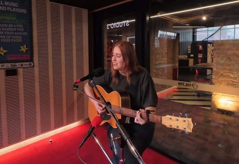 Hatchie - 'Lose It Again' live on The Breakfast Spread February 11, 2026