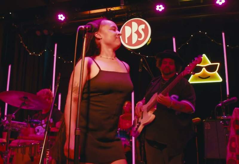 Owelu Dreamhouse - 'Stutter' live on Stone Love for PBS Drive Live 2026