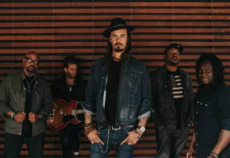 https://www.pbsfm.org.au/sites/default/files/images/Michael_Franti_Spearhead_PBS.jpg